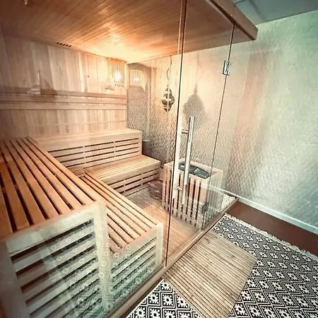 Privatzimmer, Geteiltes Bad Und Toilette * Würzburg