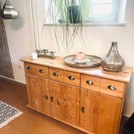 Privatzimmer, Geteiltes Bad Und Toilette Apartman Würzburg